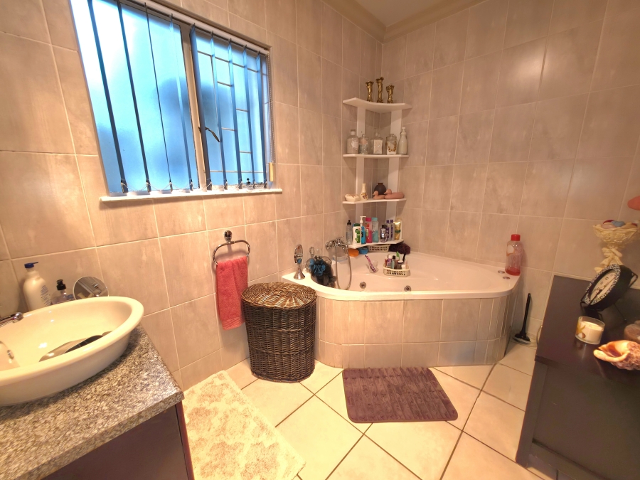 3 Bedroom Property for Sale in Riebeeckstad Free State